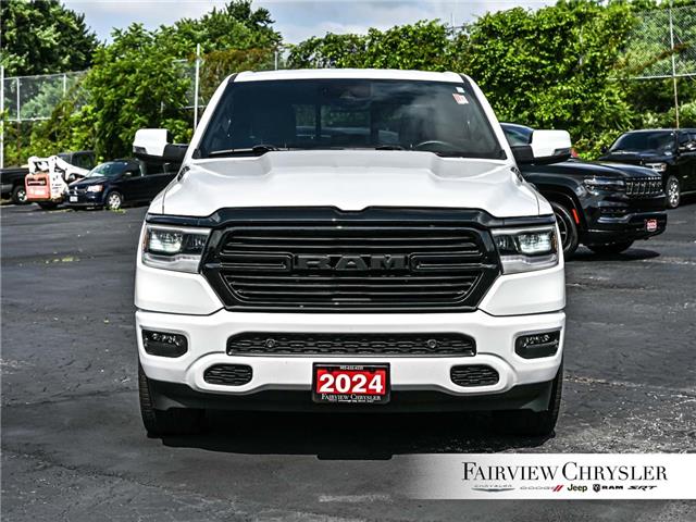 2024 RAM 1500 Sport (Stk: U21744) in Burlington - Image 2 of 32