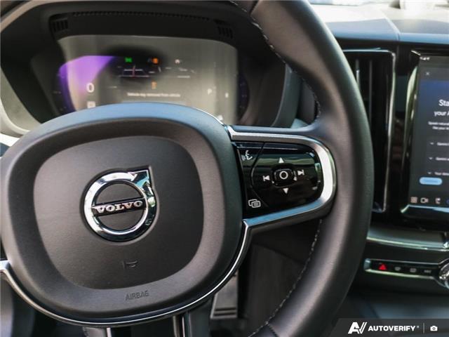 2022 Volvo XC60 B6 R-Design (Stk: 166923) in London - Image 16 of 26