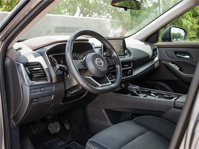 2021 Nissan Rogue SV (Stk: 15899) in London - Image 13 of 27