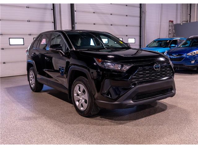2025 Toyota RAV4 LE (Stk: B69562) in Calgary - Image 3 of 19