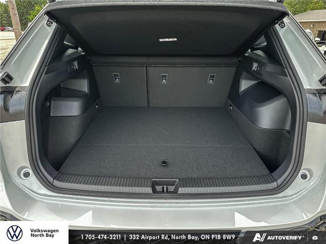 2026 Volkswagen Tiguan Comfortline R-Line Black Edition (Stk: 26238-new) in North Bay - Image 12 of 25