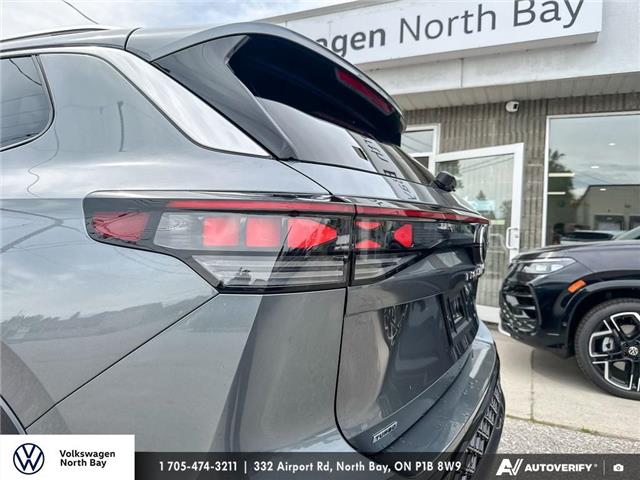 2026 Volkswagen Tiguan Highline Turbo R-Line (Stk: 26242-new) in North Bay - Image 11 of 25