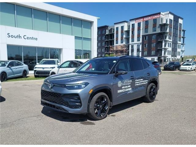 2026 Volkswagen Tiguan Comfortline R-Line Black Edition (Stk: SU7785) in Calgary - Image 2 of 2