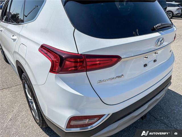 2020 Hyundai Santa Fe Preferred 2.4 w/Sun & Leather Package (Stk: OFLT1024) in Oakville - Image 11 of 32