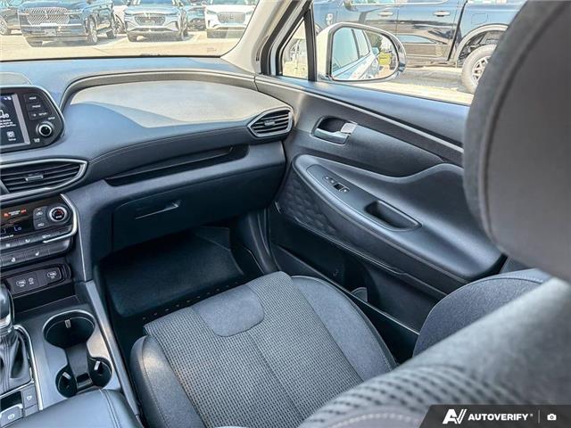 2020 Hyundai Santa Fe Preferred 2.4 w/Sun & Leather Package (Stk: OFLT1024) in Oakville - Image 25 of 32