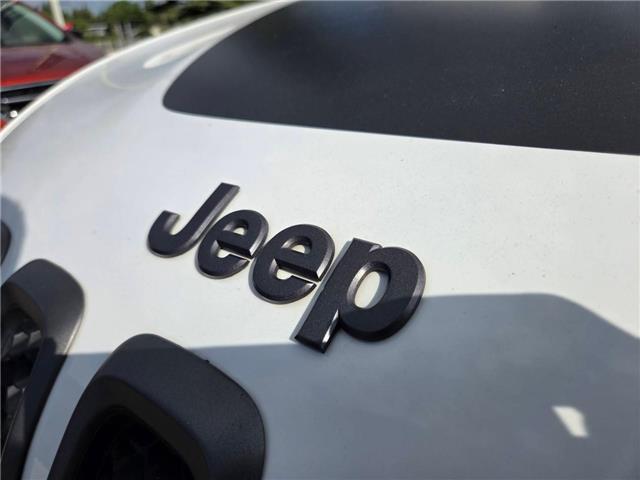 2015 Jeep Cherokee Trailhawk (Stk: TA-340A) in Calgary - Image 10 of 15