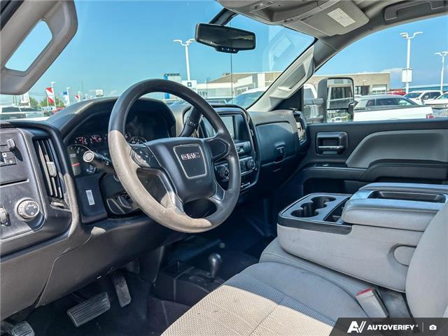 2019 GMC Sierra 2500HD Base (Stk: P196561) in Grimsby - Image 13 of 25