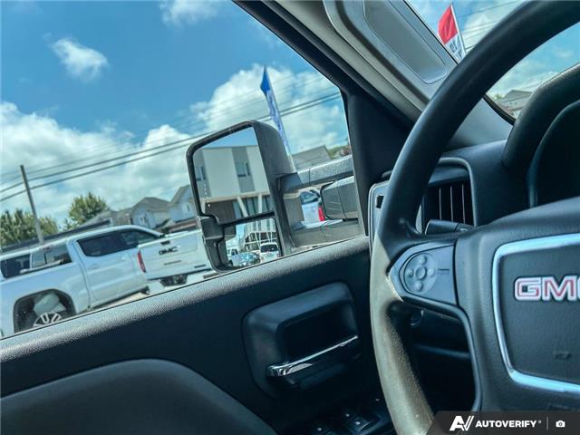 2019 GMC Sierra 2500HD Base (Stk: P196561) in Grimsby - Image 17 of 25
