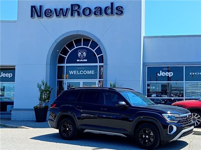 2024 Volkswagen Atlas 2.0 TSI Peak Edition (Stk: 28537W) in Newmarket - Image 1 of 26