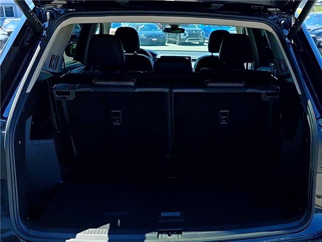 2024 Volkswagen Atlas 2.0 TSI Peak Edition (Stk: 28537W) in Newmarket - Image 16 of 26