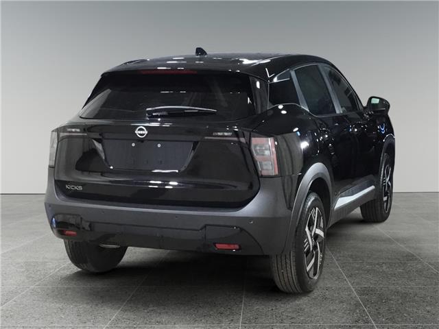 2025 Nissan Kicks SV (Stk: N26302A) in Sault Ste. Marie - Image 5 of 15