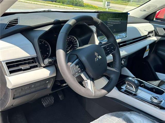 2026 Mitsubishi Outlander LE (Stk: T0372) in Barrie - Image 10 of 19