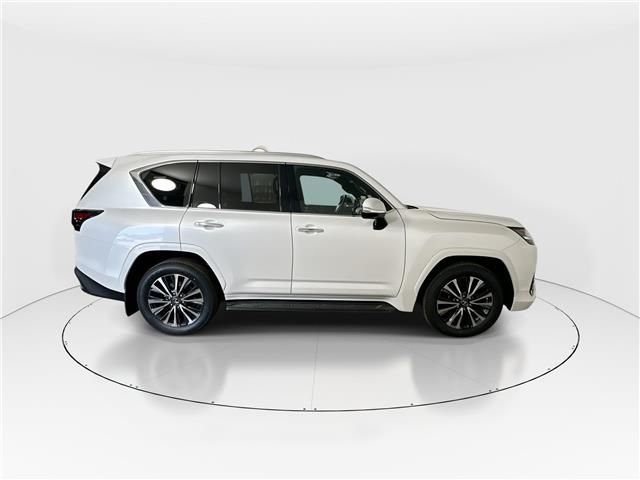 2026 Lexus LX 600  (Stk: 15105974) in Richmond Hill - Image 8 of 21