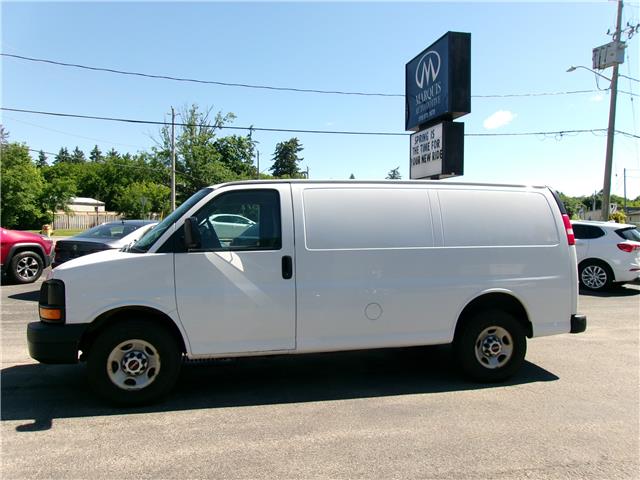 2016 GMC Savana 2500 1WT in Kitchener - Image 3 of 19