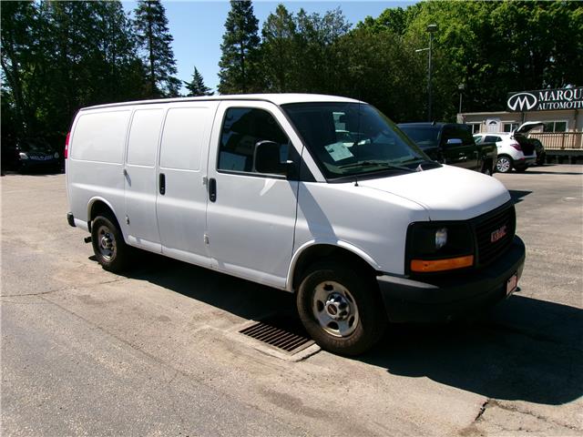 2016 GMC Savana 2500 1WT in Kitchener - Image 6 of 19