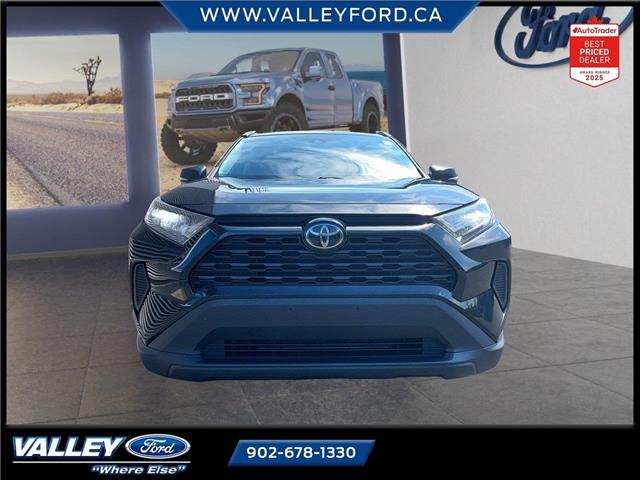 2021 Toyota RAV4 LE (Stk: 26227A) in Kentville - Image 2 of 21
