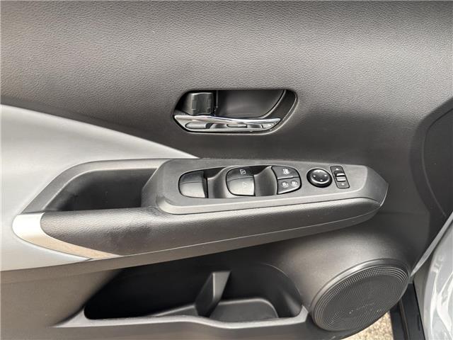 2021 Nissan Kicks SR (Stk: P7382) in Brantford - Image 6 of 21