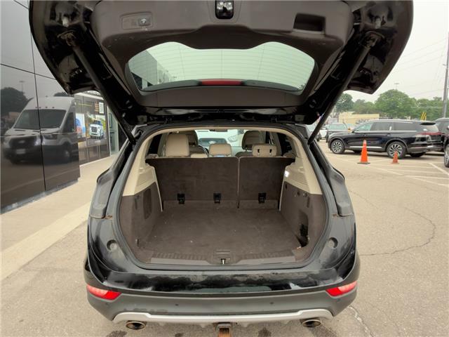 2018 Lincoln MKC Reserve (Stk: OFL6X050X) in Oakville - Image 11 of 26