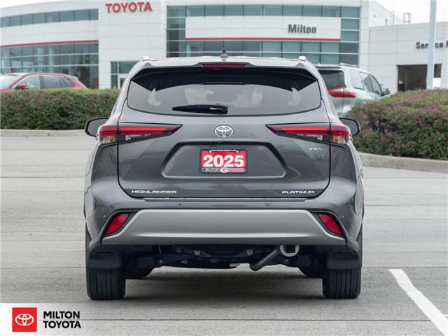 2025 Toyota Highlander Hybrid Limited (Stk: 656911) in Milton - Image 6 of 36