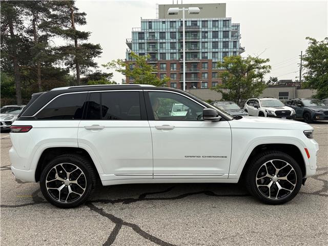 2023 Jeep Grand Cherokee Summit (Stk: T39526) in RICHMOND HILL - Image 7 of 36