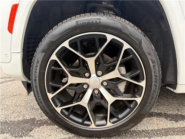 2023 Jeep Grand Cherokee Summit (Stk: T39526) in RICHMOND HILL - Image 10 of 36