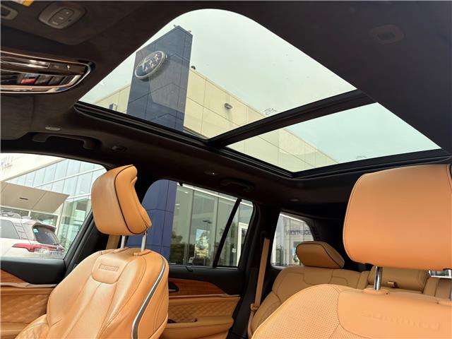 2023 Jeep Grand Cherokee Summit (Stk: T39526) in RICHMOND HILL - Image 15 of 36