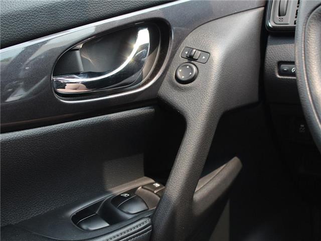 2019 Nissan Rogue SV (Stk: 14086) in London - Image 16 of 26