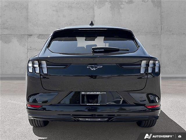 2022 Ford Mustang Mach-E Premium (Stk: T32730) in Richmond - Image 5 of 25