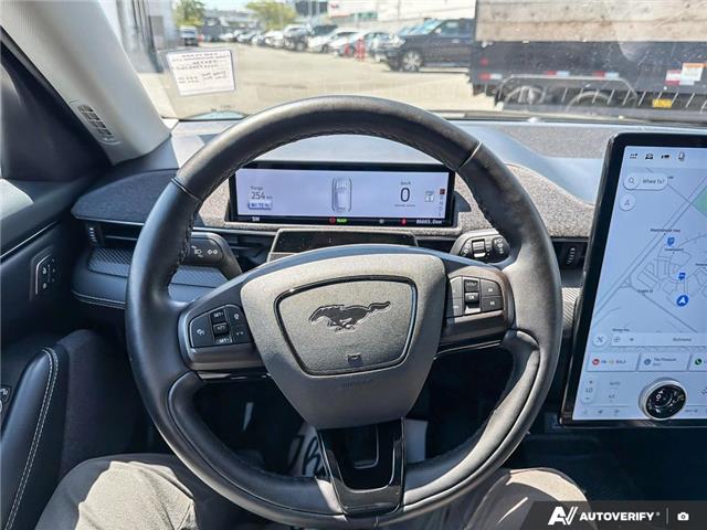 2022 Ford Mustang Mach-E Premium (Stk: T32730) in Richmond - Image 14 of 25