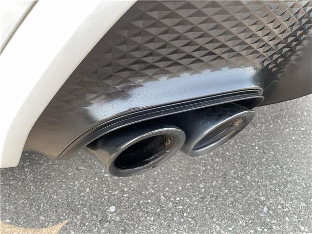 2024 Porsche Macan S (Stk: 12108619A) in Concord - Image 16 of 49