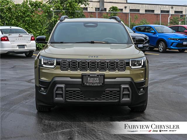 2026 Jeep Cherokee Laredo/Limited (Stk: TT2752) in Burlington - Image 2 of 32