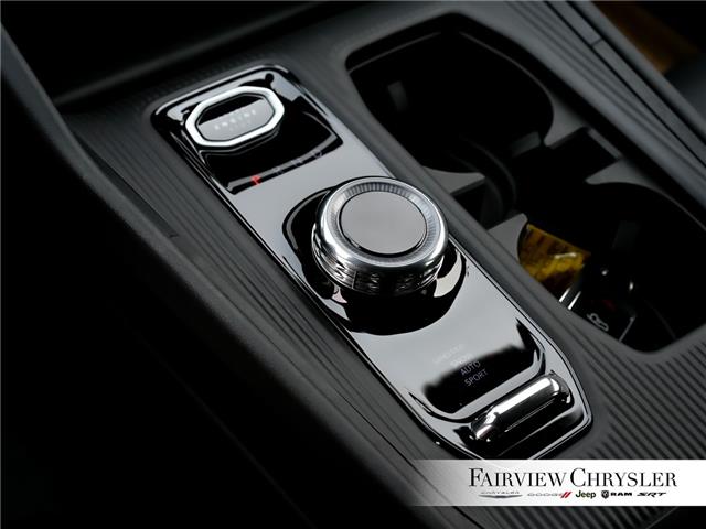 2026 Jeep Cherokee Laredo/Limited (Stk: TT2752) in Burlington - Image 17 of 32