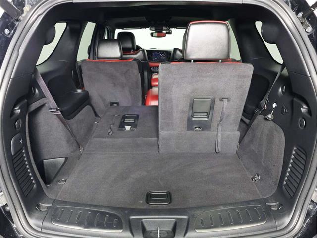 2022 Dodge Durango R/T (Stk: 25J048B) in Calgary - Image 9 of 22 2022 Dodge Durango R/T (Stk: 25J048B) in Calgary - Image 9 of 22