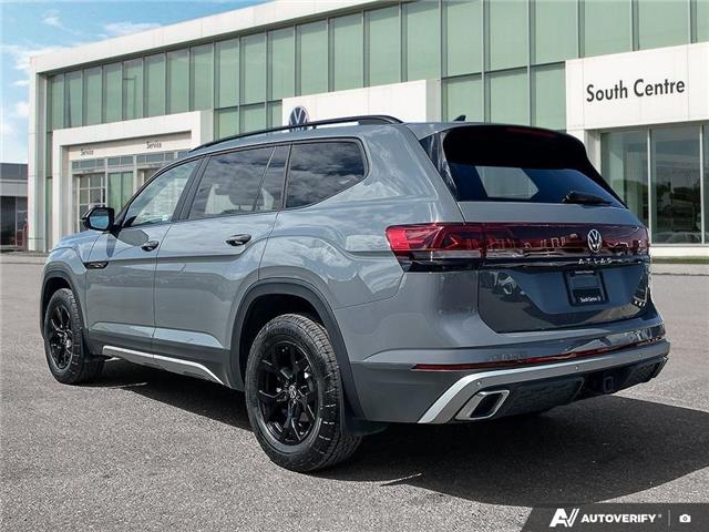 2025 Volkswagen Atlas 2.0 TSI Peak Edition (Stk: ST-709A) in Calgary - Image 4 of 21