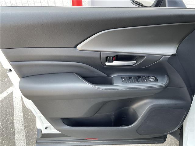 2026 Toyota Grand Highlander Hybrid XLE (Stk: 12108880A) in Concord - Image 22 of 46