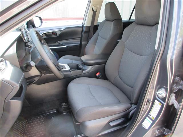 2022 Toyota RAV4 LE (Stk: 26334A) in Peterborough - Image 11 of 24
