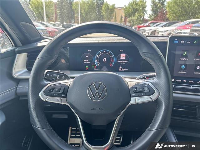 2026 Volkswagen Tiguan Comfortline R-Line Black Edition (Stk: KU0543) in Okotoks - Image 13 of 24