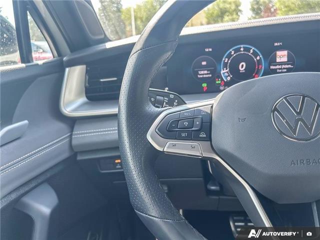 2026 Volkswagen Tiguan Comfortline R-Line Black Edition (Stk: KU0543) in Okotoks - Image 15 of 24