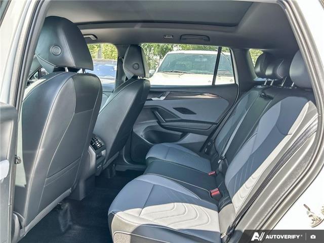 2026 Volkswagen Tiguan Comfortline R-Line Black Edition (Stk: KU0543) in Okotoks - Image 22 of 24