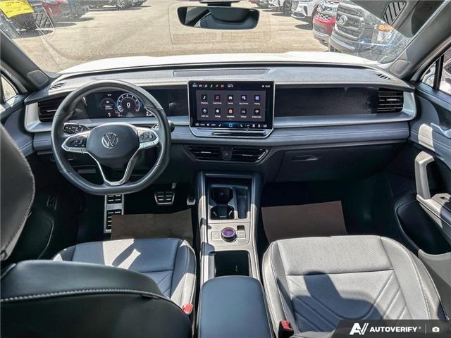 2026 Volkswagen Tiguan Comfortline R-Line Black Edition (Stk: KU0543) in Okotoks - Image 23 of 24