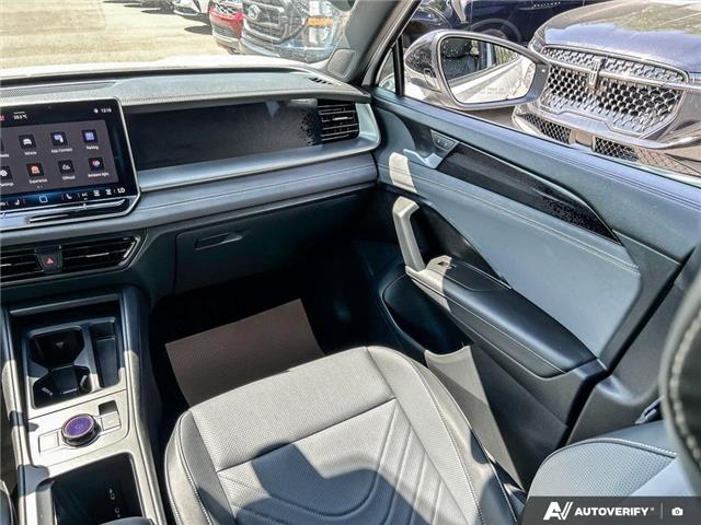 2026 Volkswagen Tiguan Comfortline R-Line Black Edition (Stk: KU0543) in Okotoks - Image 24 of 24