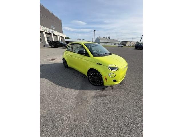 2026 Fiat 500e Base in Matane - Image 2 of 6
