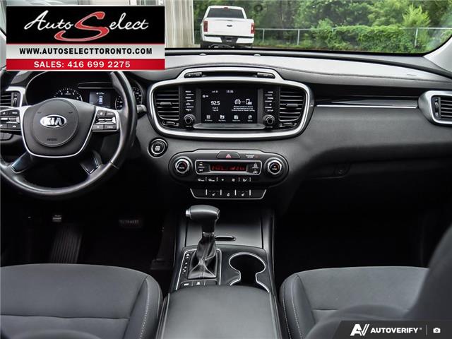 2019 Kia Sorento 3.3L LX (Stk: 1TKVW1R) in Scarborough - Image 15 of 28 2019 Kia Sorento 3.3L LX (Stk: 1TKVW1R) in Scarborough - Image 15 of 28