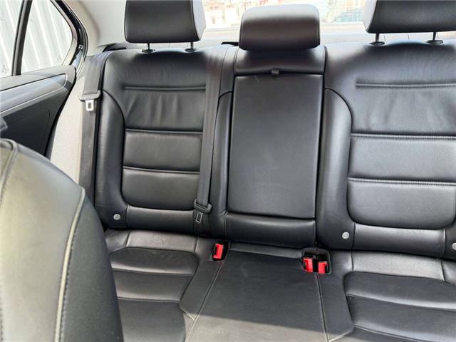 2017 Volkswagen Jetta 1.8 TSI Highline (Stk: 2818) in Hawkesbury - Image 12 of 22