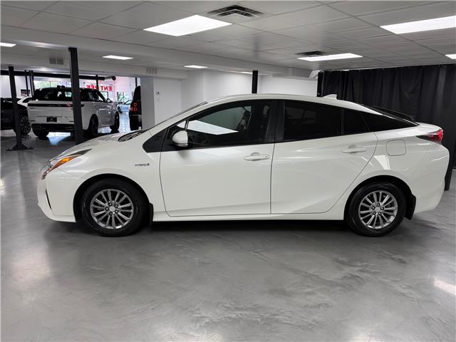 2018 Toyota Prius Base (Stk: N7819) in Saint-Eustache - Image 2 of 25