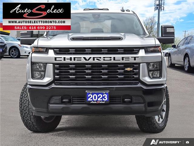 2023 Chevrolet Silverado 2500HD Custom (Stk: 23TVFHD) in Scarborough - Image 2 of 28 2023 Chevrolet Silverado 2500HD Custom (Stk: 23TVFHD) in Scarborough - Image 2 of 28