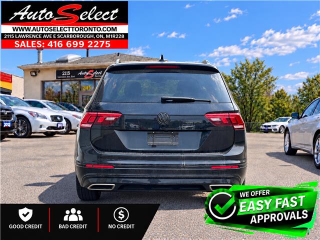 2021 Volkswagen Tiguan Highline R-Line (Stk: 2TVJW1) in Scarborough - Image 5 of 13