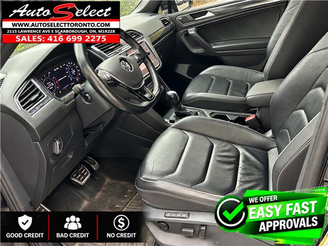 2021 Volkswagen Tiguan Highline R-Line (Stk: 2TVJW1) in Scarborough - Image 8 of 13