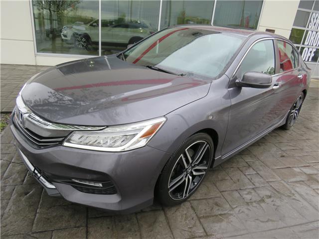 2016 Honda Accord Touring DEAL PENDING 1-Owner, Leather, Navi at $15999