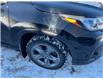 2017 Toyota Highlander Hybrid Limited (Stk: 0222269) in Calgary - Image 2 of 11